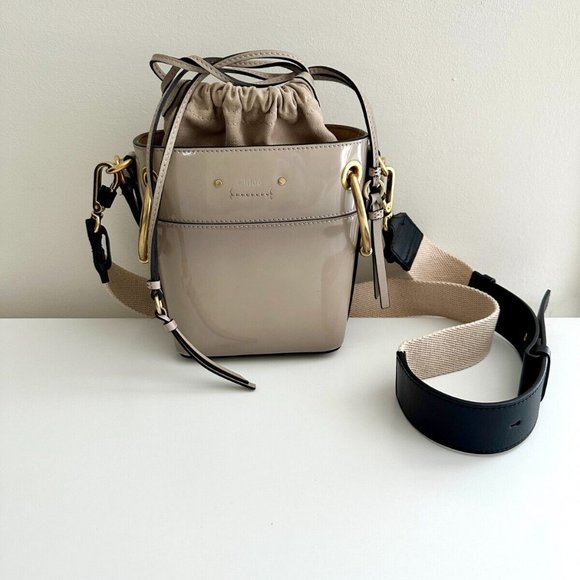 CHLOE Roy Small Gray Patent Leather Bucket Crossbody 2 Way Bag - Picture 7 of 13